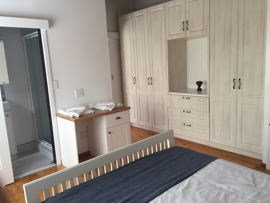 5 Bedroom Property for Sale in Gonubie North Eastern Cape